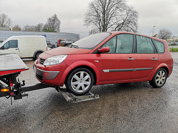 Bilskrot köper Citroen i Mölndal för återvinning