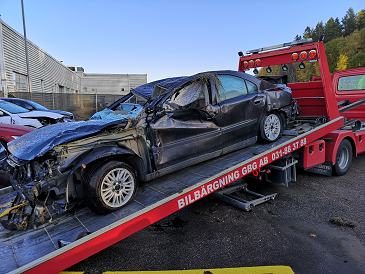 Kolla först oljebehållare till Hyundai från Kållered hos bilskrot