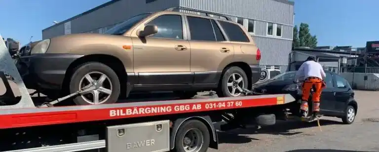 bärgning av skrotbil i Lindome