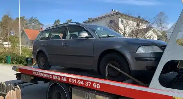 Bilskrotning i praktiken i Trollhättan från beslut till hämtning